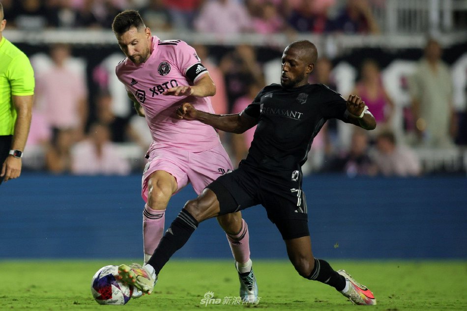 他不仅以出 他不仅以出